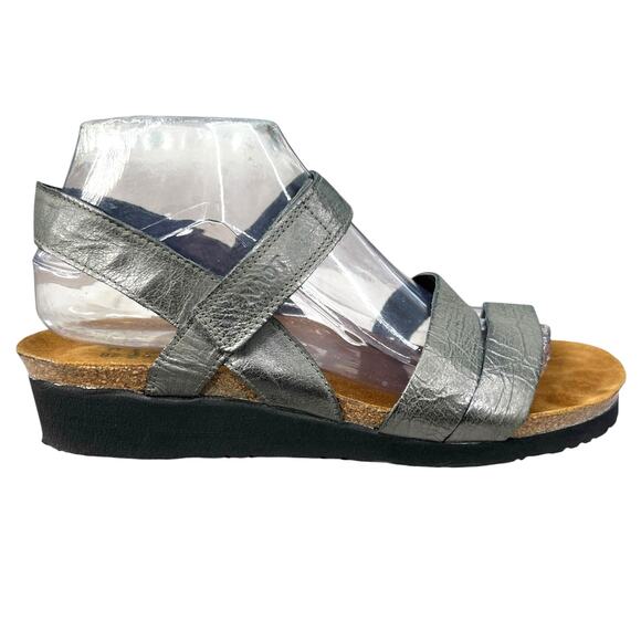 NAOT Women’s Kayla Metallic Grey Wedge Sandal Size 40 US 9 - Picture 1 of 11